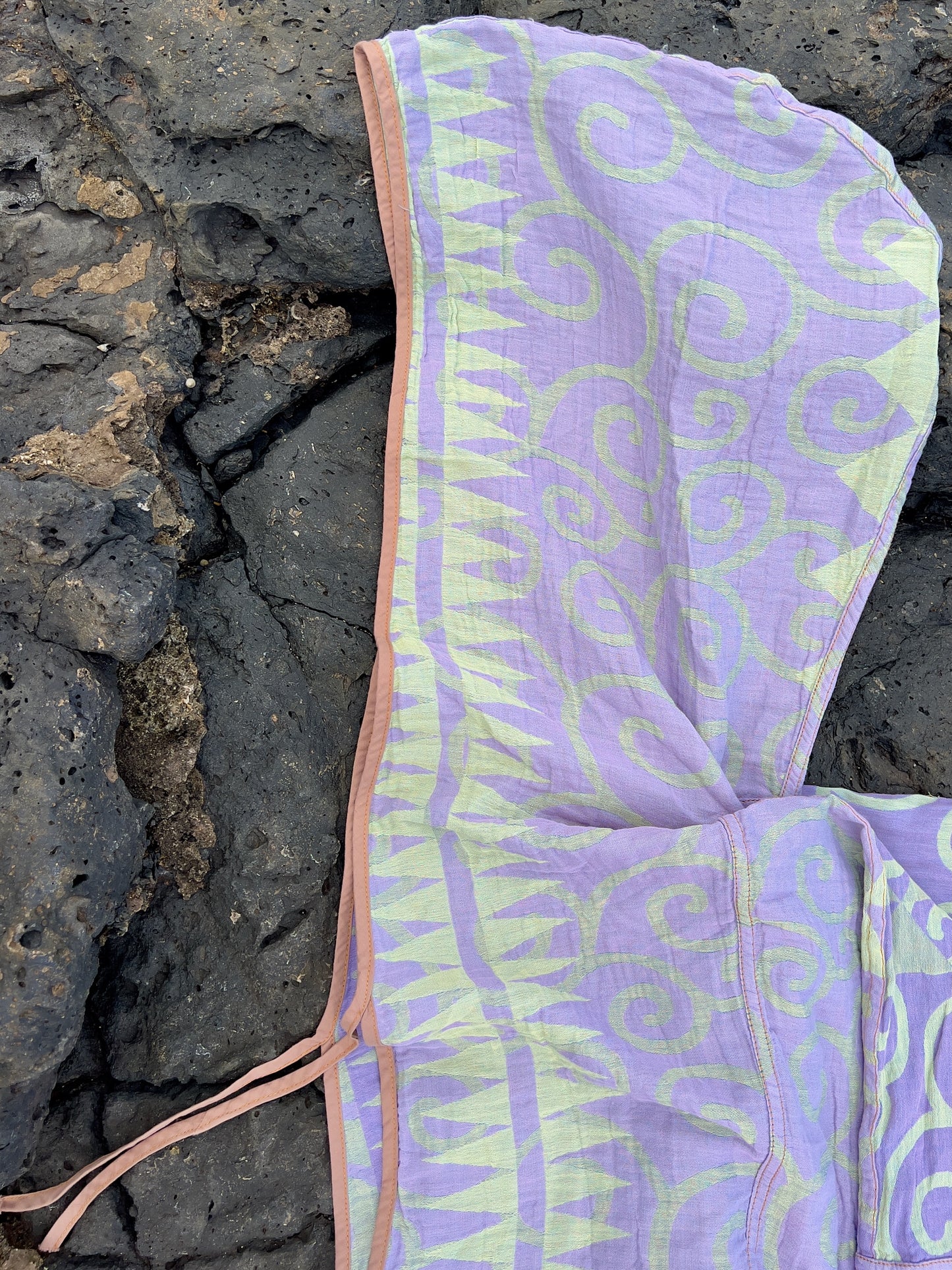 Swirl Purple/Emerald Beach Robe in a Whale Shape Bag