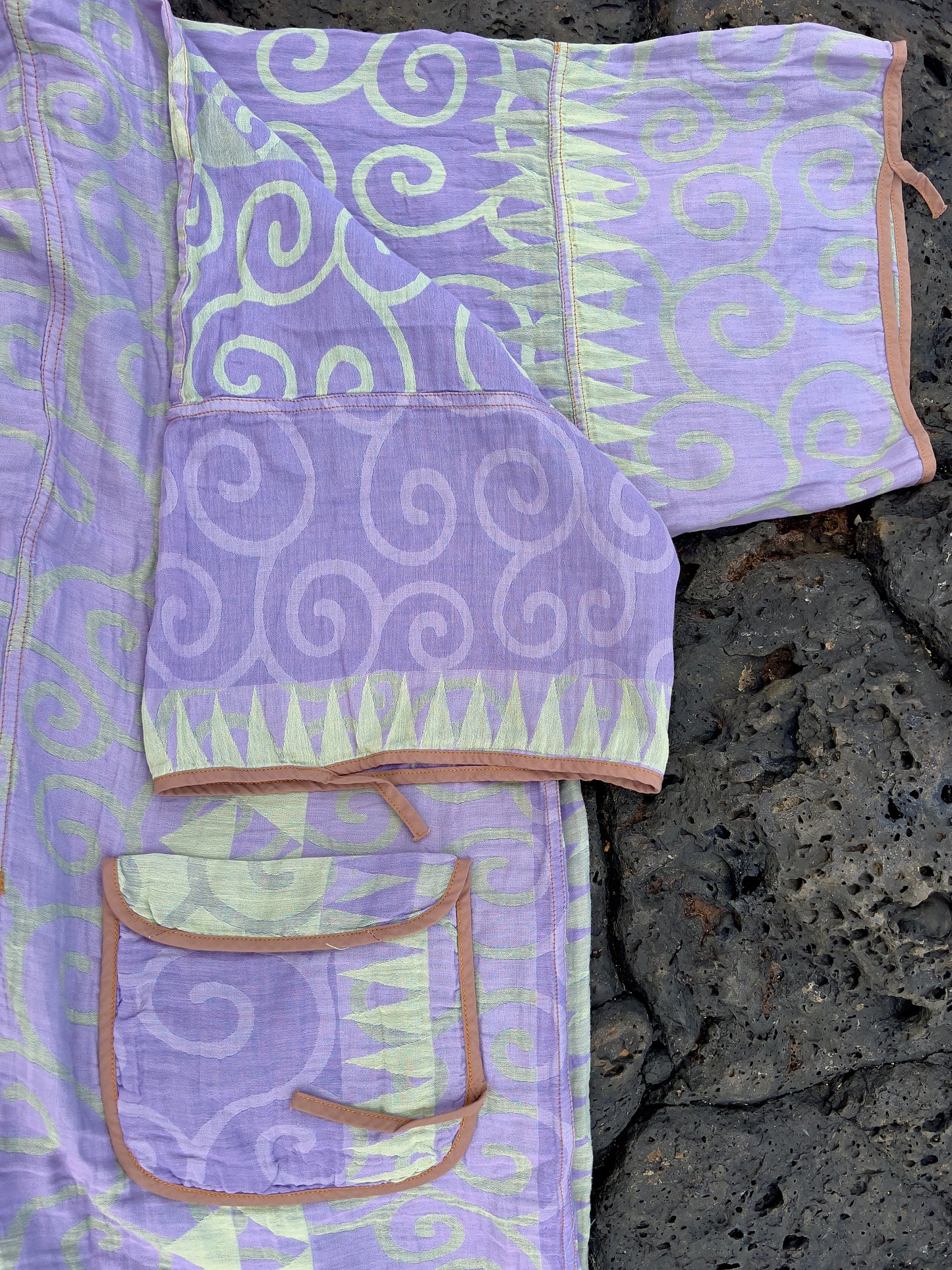 Swirl Purple/Emerald Beach Robe in a Whale Shape Bag